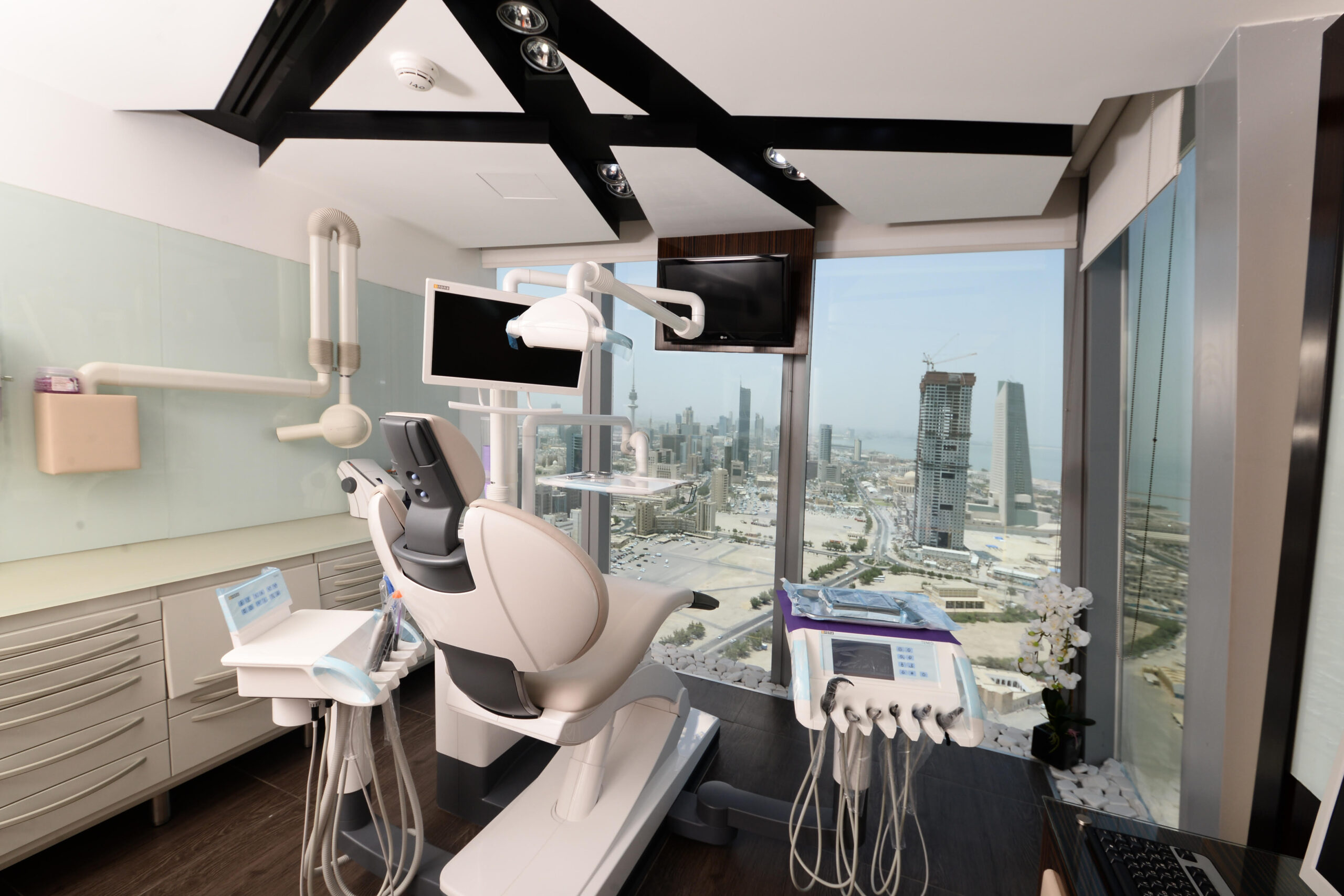 Dentist in Dubai – Excellence, Technology, and Personalized Care at New York Dental Clinic 